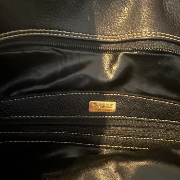 Kate Spade Black Pebbled Leather Shoulder/Crossbody Bag 8x13 - Picture 8 of 15